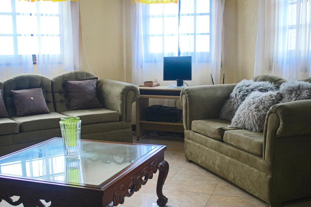 Clarridge View Guesthouse Montego Bay Buitenkant foto