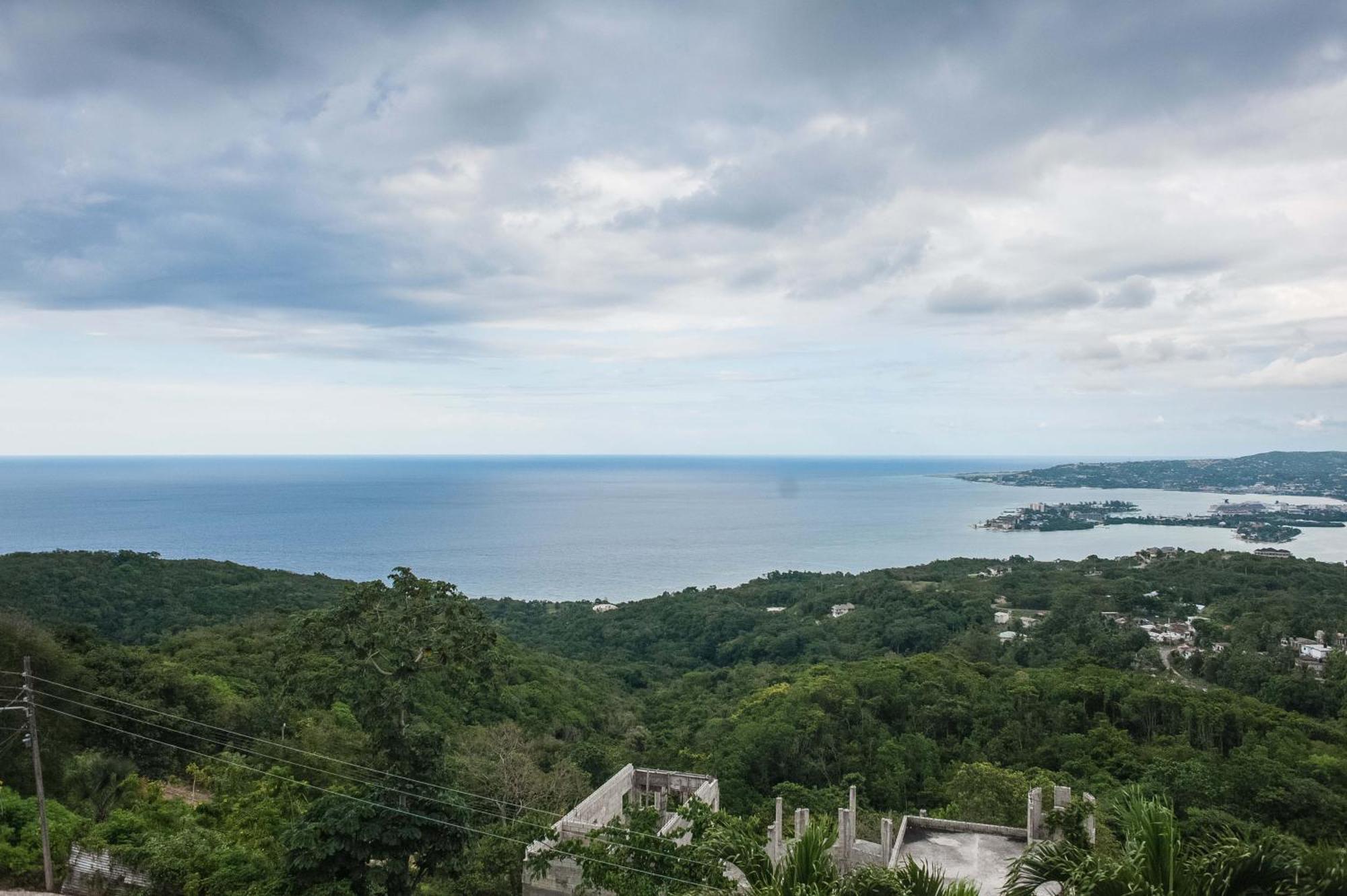 Clarridge View Guesthouse Montego Bay Buitenkant foto