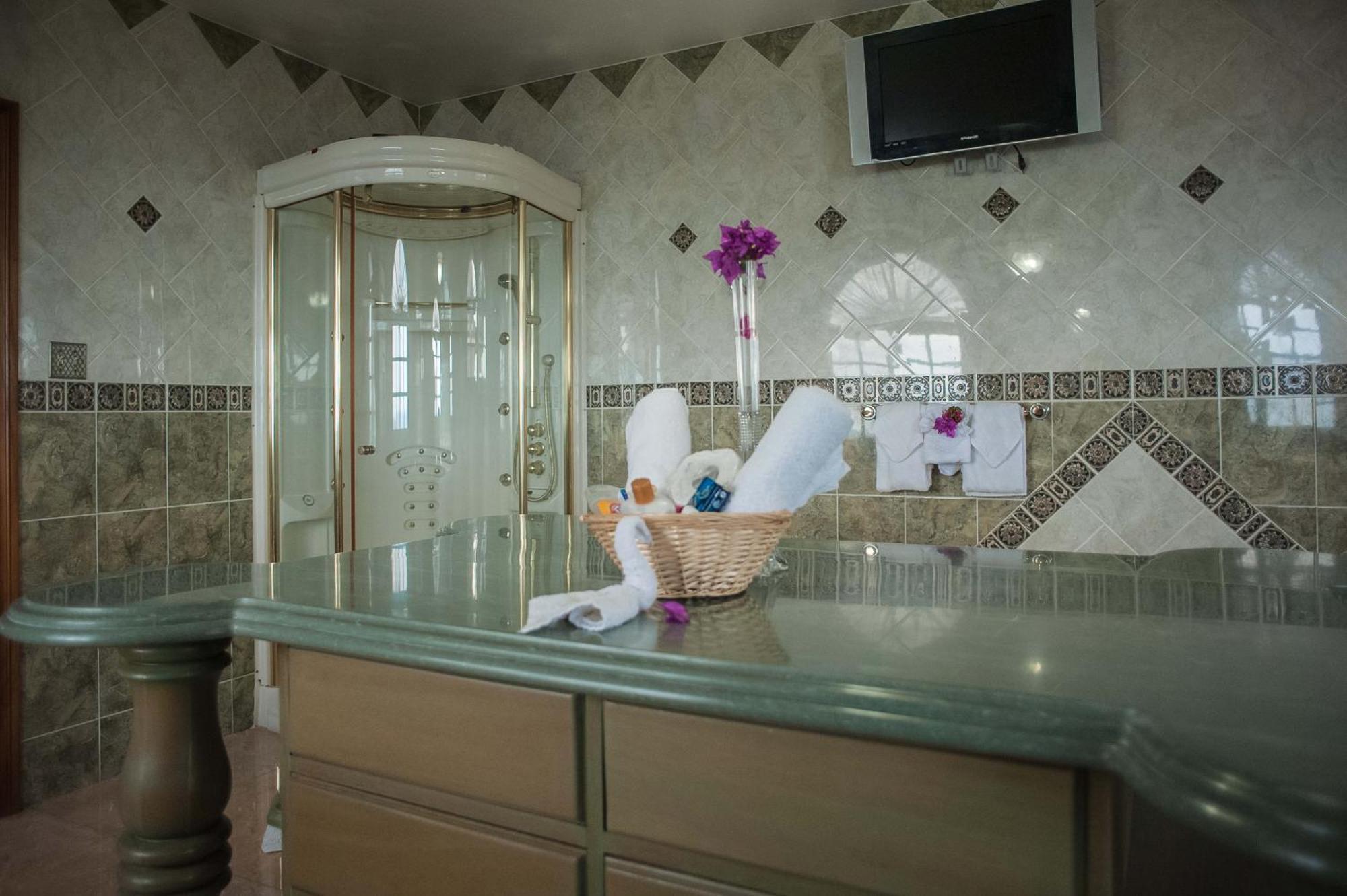 Clarridge View Guesthouse Montego Bay Buitenkant foto